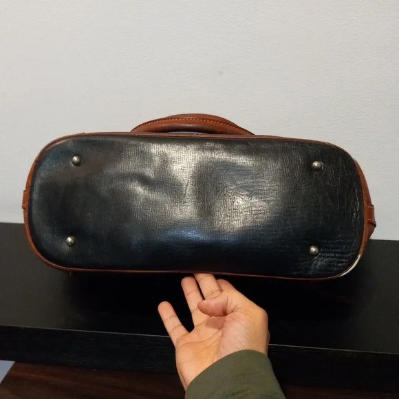 Dooney & Bourke bag - Picture 8 of 15